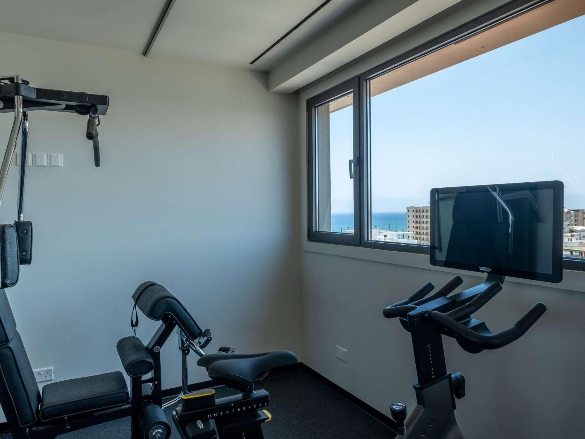 Mercure Larnaca City Exterior foto