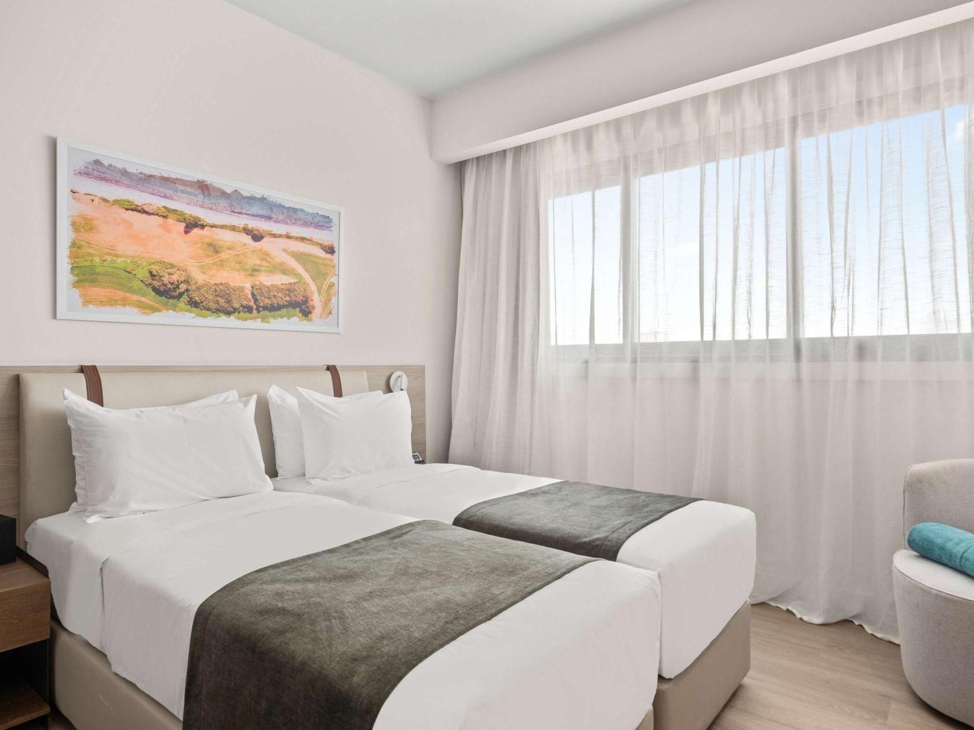 Mercure Larnaca City Exterior foto