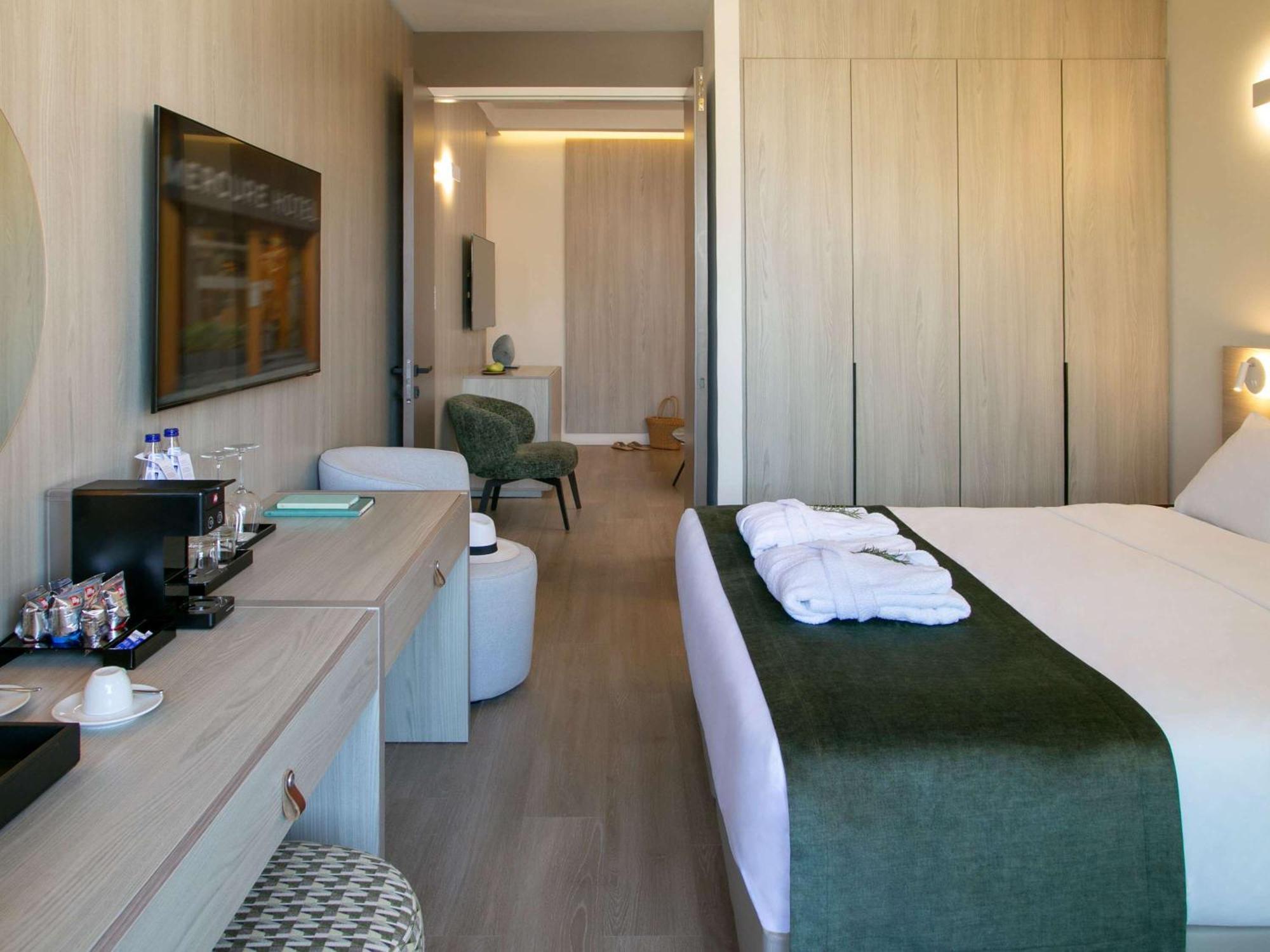 Mercure Larnaca City Exterior foto